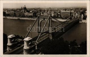 Budapest, Erzsébet híd, villamos