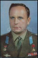 Viktor Gorbatko (1934- ) szovjet űrhajós aláírása képeslapon / Signature of Viktor Gorbatko (1934- ) Soviet astronaut on postcard