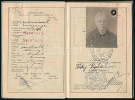 1930 Csehszlovák fényképes útlevél, illetékbélyeggel, konzuli pecséttel