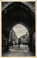 1937 Jihlava, Iglau; Durchblick durch das Frauentor in die Frauengasse / gate, street view (EB)