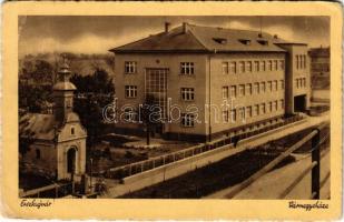 1942 Érsekújvár, Nové Zámky; Vármegyeháza. Jaksics Ferenc kiadása / county hall (EB)