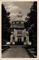 1940 Krasznahorkaváralja, Krásnohorské Podhradie; Andrássy mauzóleum. Fuchs József kiadása / mausoleum