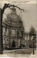 1922 Budapest XIV. Városliget, M. kir. Mezőgazdasági Múzeum, a renaissance épület főkapuja. Id. Weinwurm Antal felvétele (vágott / cut)