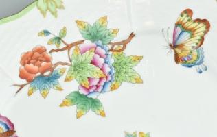 Herendi Viktória mintás süteményes tál, kézzel festett, jelzett, kopásnyomokkal, 27x24 cm