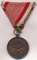 1917. "Károly Bronz Vitézségi Érem" bronz kitüntetés mellszalagon. Szign.: Kautsch T:1-,2 ...