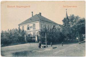 1910 Nagymegyer, Velky Meder, Calovo; Szt. Elzear iskola. W.L. (?) 105. / school (EB)