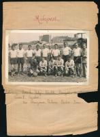 cca 1946 Kispest futballistáinak csoportképe (Puskás, Bozsik, Bányai, stb.), papírlapra ragasztott fotó, feliratozva, 9×14 cm
