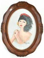 Amarella 01 jelzéssel: Kalapos hölgy, selyemkép, ovális, üvegezett keretben, külső méret: 18x14 cm