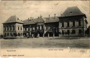 1908 Kecskemét, Honvéd huszárlaktanya. Komor Gyula kiadása (b)