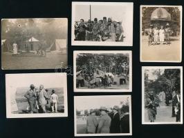 1933 Gödöllő, Jamboree, Teleki Pál, bejárati kapu, stb., 7 db kisméretű fotó + aláírások 7 db papírlapon