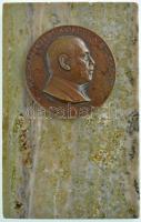 Kernstok Gina (1880-1959) ~1930. Kálmán Henrik Jubileuma Emlékére bronz emlékérem, márvány talpon (60mm) T:2