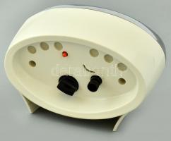 Vintage japán Rhythm márkájú ébresztőóra, mechanikus szerkezet, műanyag ház, analóg kijelzős. Működi...