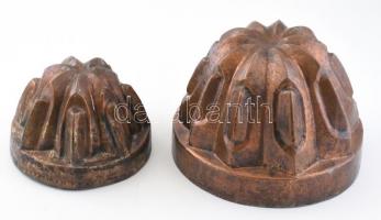 2 db antik ónozott réz kuglófforma, d:17,5és23cm