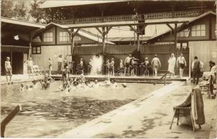 Buziásfürdő, Baile Buzias; fürdőzők / spa, swimming pool, bathers. photo