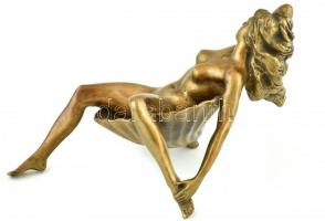 AK jelzéssel, orosz szobrász (A. Kovaljov?): Kagyló Vénusz. Öntött, patinázott bronz. m:17cm, h:30cm