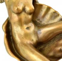 AK jelzéssel, orosz szobrász (A. Kovaljov?): Kagyló Vénusz. Öntött, patinázott bronz. m:17cm, h:30cm