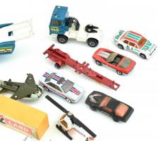 Vegyes játék tétel játék autók, matchboxok, rubik kockák, stb