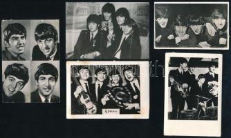 Beatles együttesről készült fotók, 5 db, hátoldalukon ragasztásnyomok, 6×9 cm
