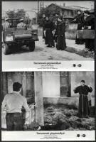 1964 Szerzetesek géppisztollyal című olasz film jelenetei, 9 db produkciós filmfotó, 18x24 cm
