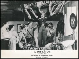 Hitler paródiák, 2 db produkciós filmfotó, 18x24 cm