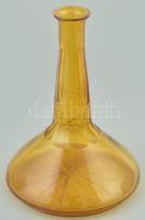 Borostyánüveg likőrös palack, dugó nélkül, kopásnyomokkal, m:18,5cm