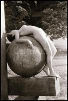 cca 1977 A Vénusz úrnője, Marinkay István (1920-?) veszprémi fotóművész hagyatékából 13 db vintage N...