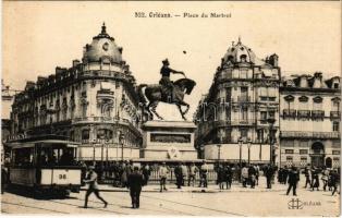 Orléans, Place du Martroi / square, tram