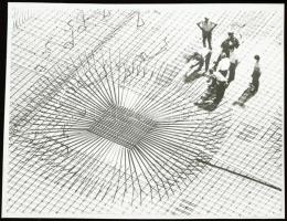 cca 1975 Készül a magyar ,,chip betonba öntve, 1 db NEGATÍV Kotnyek Antal (1921-1990) budapesti fotóriporter hagyatékából, 3,6x4,8 cm