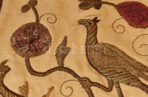 T. Bodrog Erzsébet (1934-): Fali szőttes. Vászon, fémszálas hímzés. Hátoldalán etikettel jelzett. 15...