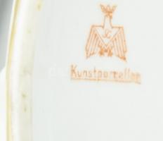 2 db német porcelán, puttó egérrel (restaurált) 12cm, sajtot majszoló egér (fülén apró lepattanások)...