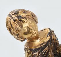 Debreczeni és Pelcz Kerámia, Szilvásvárad, Hungary. 1999. Táncoló nők, aranyozott kerámia, kopott, m...