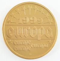 1999. "London" aranyozott Cu-Ni, részben kézzel festett emlékérem" (40mm) T:PP 
1999...