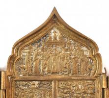 Orosz tetraptichon (4 oldalú fém ikon). Öntött patinázott bronz. 18x42cm. Az első három táblán a lit...