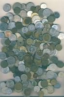 1 kg vegyes fémpénz egész világ, régi és új