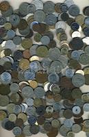 1kg vegyes fémpénz, egész világ, régi és új