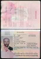 1997 Román útlevél, ázással, fényképes oldal sarka vágott