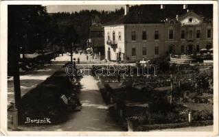 1943 Borszék, Borsec; Hotel Mélik szálloda és étterem, park. Heiter György udvari fényképész felvétele és kiadása / hotel and restaurant, park (Rb)