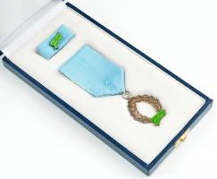 1992. "Rendőrségi Szolgálati Jel 20 év után" jelzett Ag kitüntetés mellszalagon, miniatűrr...
