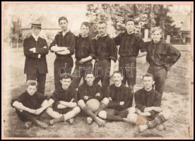 cca 1905 Az RPFC Rákospalotai Football Club játékosai nevesített tablón: Cseriring, Lővy, Buri, Pick...