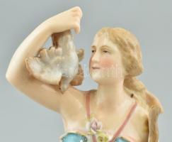 Christian Nonne, Volkstedt: Diana. Kézzel festett porcelán figura, restaurált, apró lepattanások, je...