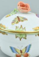 Herendi Viktória mintás, kosaras nyomott porcelán mokkás készlet. Kézzel festett, jelzett, kopásnyom...