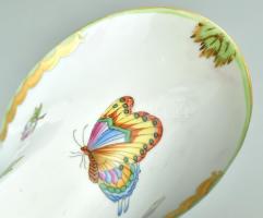 Herendi Viktóra mintás váza. Kézzel festett, jelzett, kopásnyomokkal, m: 23 cm