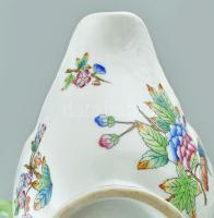 Herendi 1943 Viktória mintás szószos tál, kézzel festett, jelzett, kopásnyomokkal, mázrepedéssel 23c...