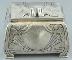 Ezüst (Ag) Jugendstil / szecessziós cukordoboz. Jelzett. Apró sérüléssel (lyuk). nettó: 365g, 13x10x...