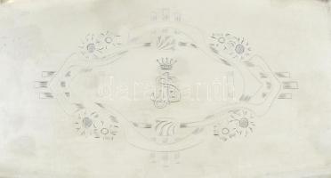 Ezüst (Ag) Szecessziós dísztálca. Nemesi koronával és monogrammal, jelzett, 24x19cm, nettó:269g