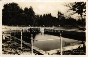1935 Bajmóc, Bojnice; Bojnicky hrad, Bojnické kúpele / Gróf Pálffy kastély és Bajmócfürdő strand / castle, spa, bath, swimming pool (EK)