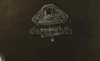 3 darabos porcelán tétel, németjuhász, bölény, retró jelzett tányér, kopott, sérült. m:10-25cm, 21x1...