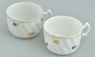 Zsolnay teáskészlet, 5db csésze, 6db, alj, 1db cukortartó, 1db tejszínes, 1db kanna. Jelzett, kopott