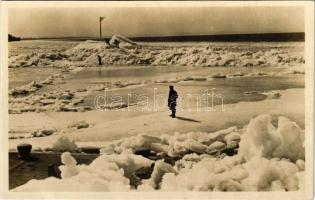 1935 Balatonkenese, Jégzajlás a Balatonon télen