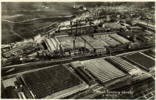 Plzen, Pilsen; Skodovy závody s létadla /  factory, aerial view / Skoda autógyár légi felvétele